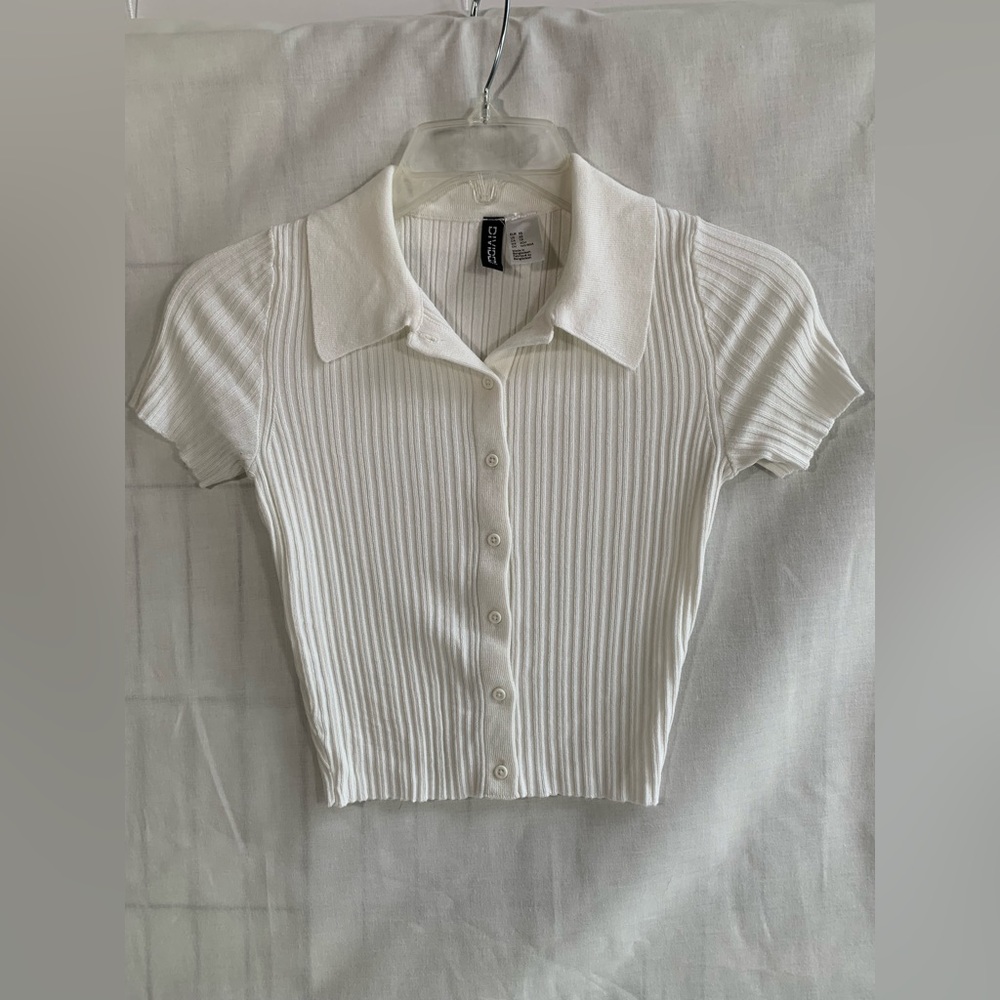 Divided By H&M White Ribbed Collared Crop Top